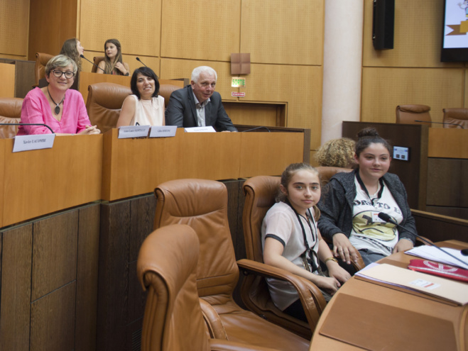 Les questions orales et les réponses Les questions orales et les réponses