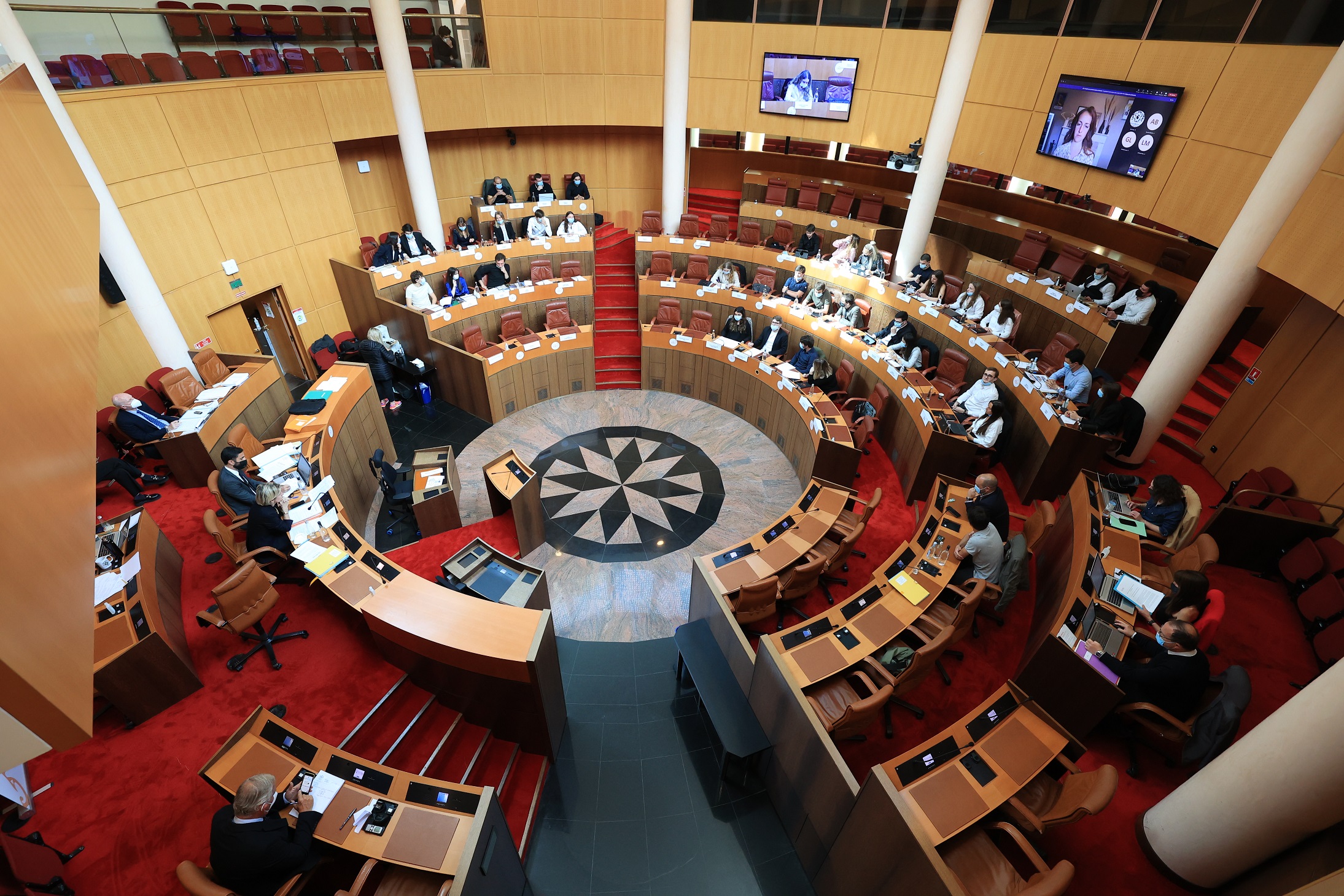 I trè Cummissioni urganichi  I trè Cummissioni urganichi