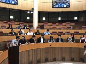 "C'est à nous tous qu'il appartient de faire vivre les principes des Droits de l'Homme" "C'est à nous tous qu'il appartient de faire vivre les principes des Droits de l'Homme"