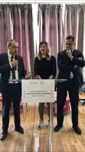 La Charte européenne pour l'égalité femmes-hommes est signée La Charte européenne pour l'égalité femmes-hommes est signée