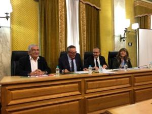 "Notre action contre la précarité a débuté dès les premiers jours de notre mandature" "Notre action contre la précarité a débuté dès les premiers jours de notre mandature"