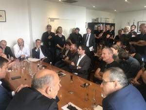 "Sustenimu l'agricultori à l'addisperu"