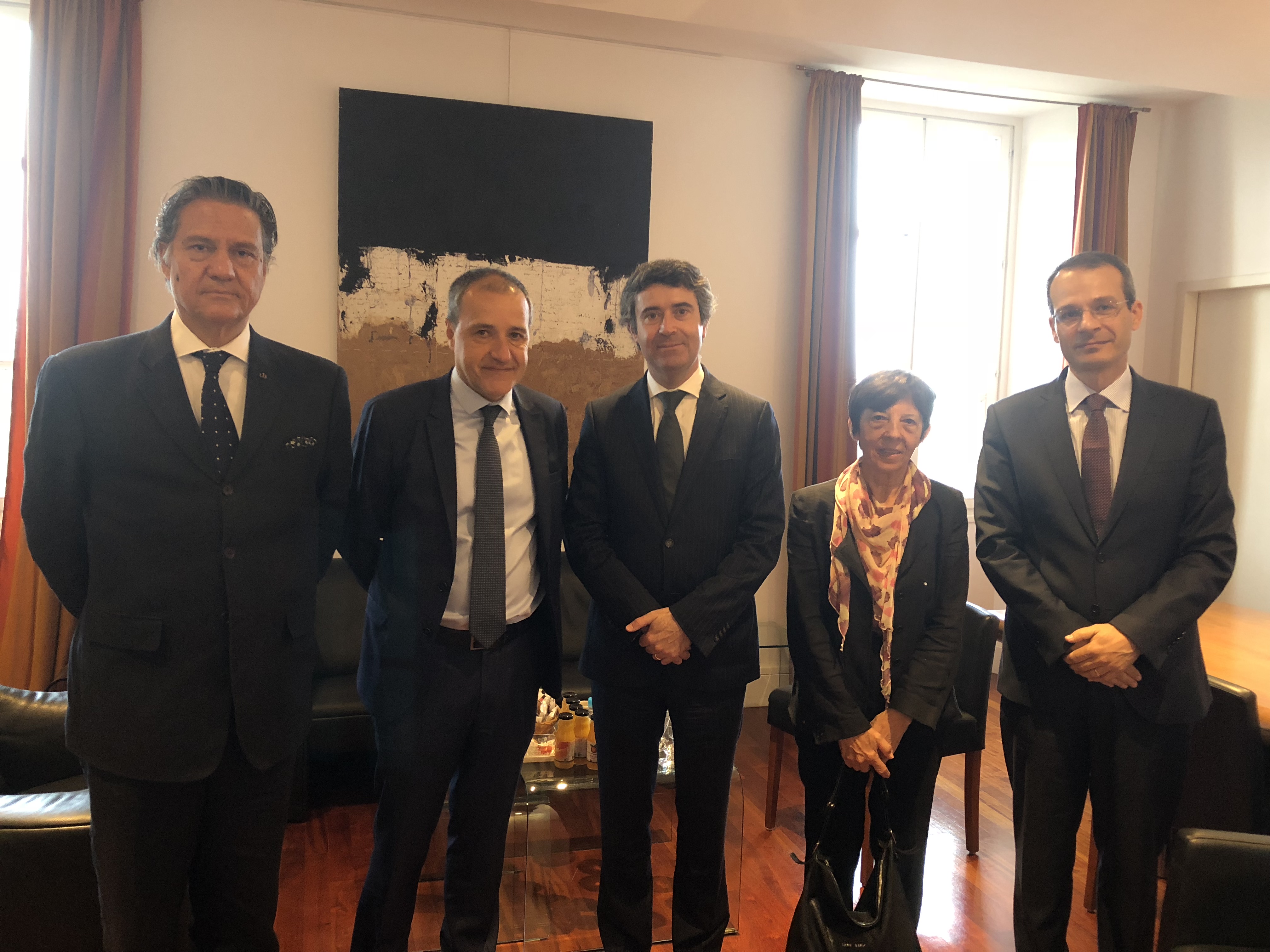 Entretien avec Monsieur José Luís Carneiro, secrétaire d'Etat aux Communautés Portugaises et Monsieur Jorge Torres Pereira, Ambassadeur du Portugal en France