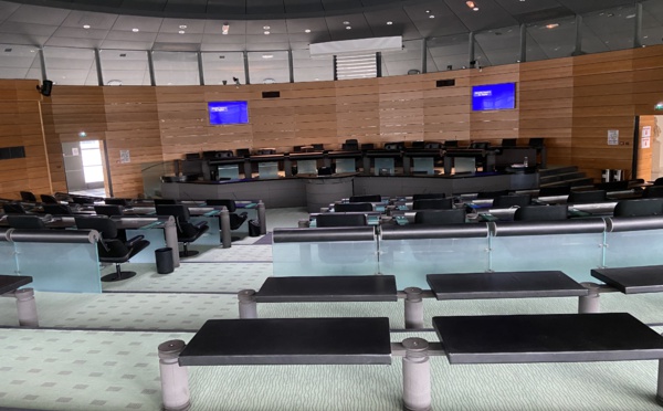 Marti u 26 d'aprile di u 2022 - Seduta pienaria di u CESEC - 10 ore /Séance plénière du CESEC - mardi 26 avril 2022 - 10h Marti u 26 d'aprile di u 2022 - Seduta pienaria di u CESEC - 10 ore /Séance plénière du CESEC - mardi 26 avril 2022 - 10h