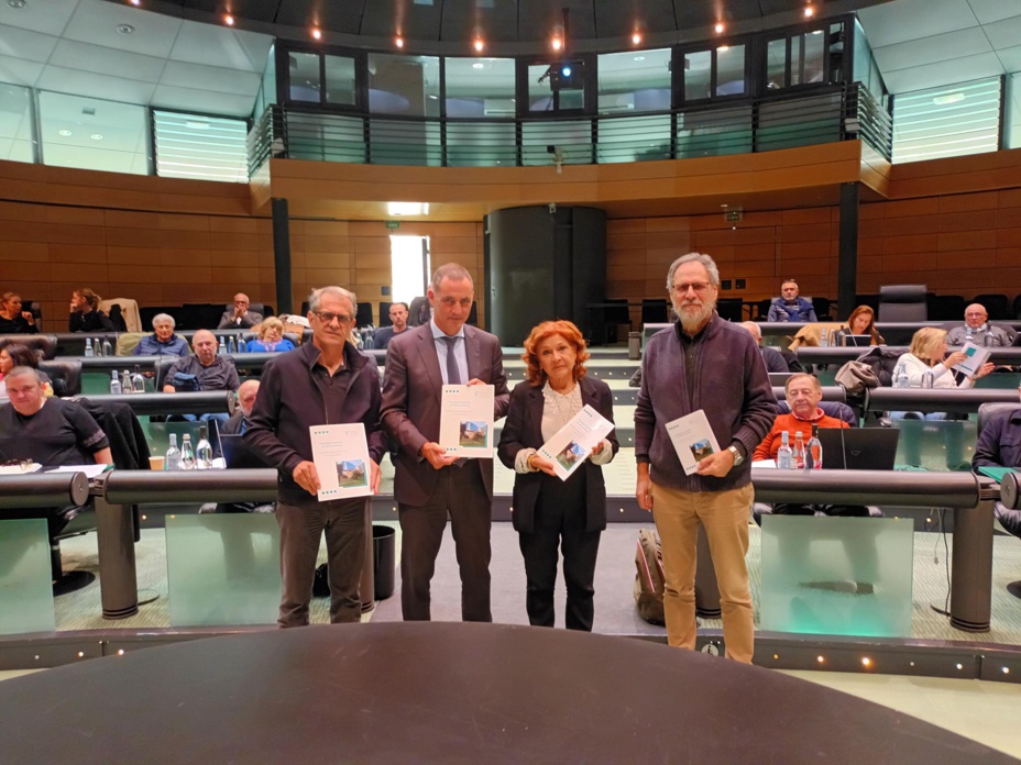 Manghjà nustrali, un'alta primura : l'autonomie alimentaire de la Corse, une cause territoriale Manghjà nustrali, un'alta primura : l'autonomie alimentaire de la Corse, une cause territoriale