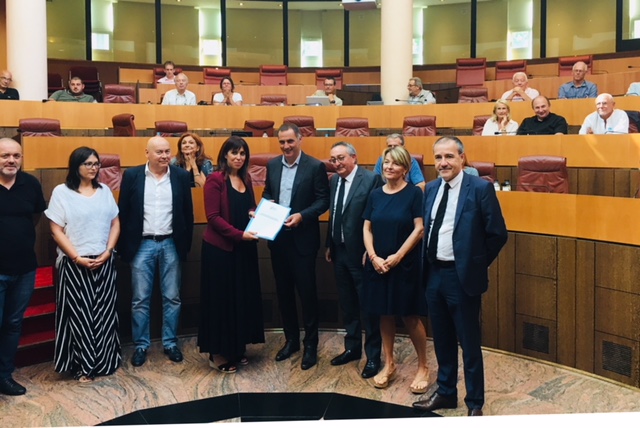 Remise officielle  du 1er rapport sur auto-saisine du CESEC : « Déplacements médicaux vers le continent : innover pour supprimer les inégalités territoriales ». Un enjeu majeur pour les Corses. Remise officielle  du 1er rapport sur auto-saisine du CESEC : « Déplacements médicaux vers le continent : innover pour supprimer les inégalités territoriales ». Un enjeu majeur pour les Corses.