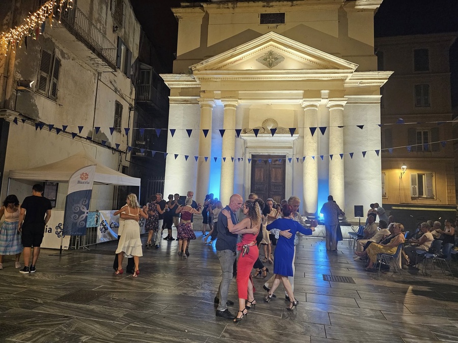 Milonga di Notte : Initiations et démonstrations de Tango Argentin