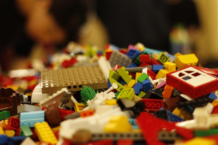 Atelier Lego - Créativité à la Ludothèque de Bastia