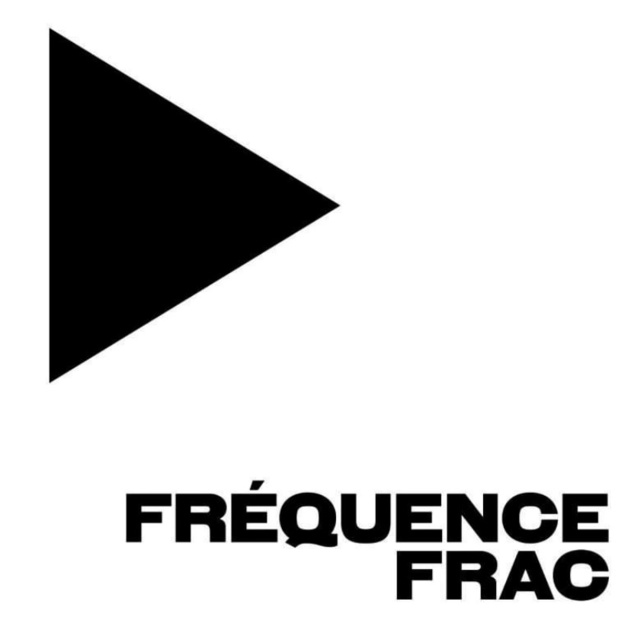 Découvrez la nouvelle collection de podcasts du FRAC Corsica intitulée "Fréquence FRAC" 