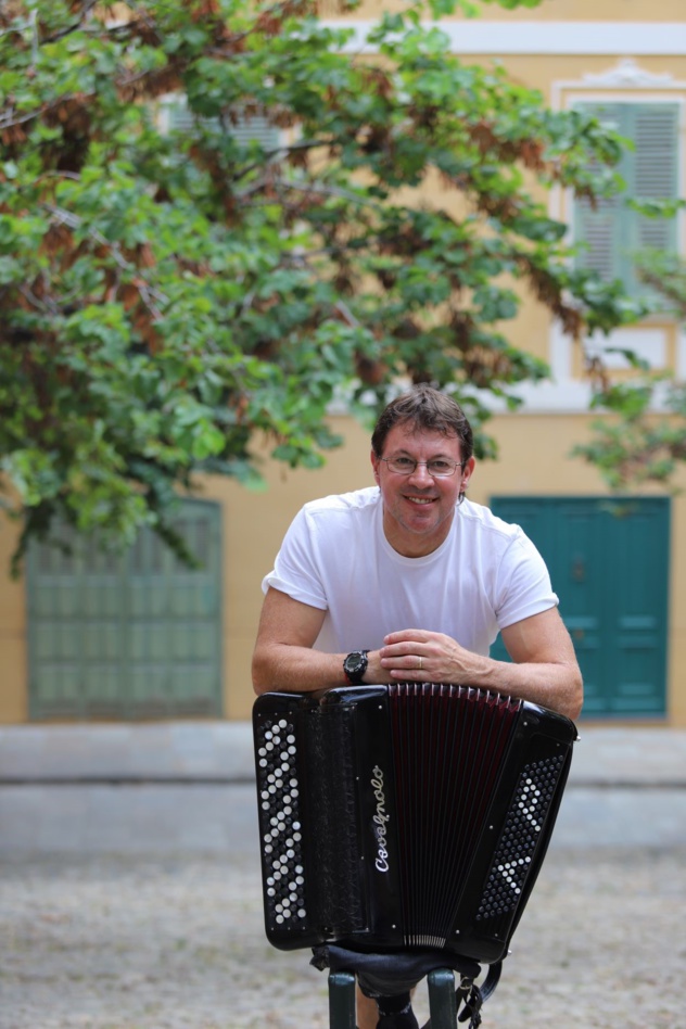 Armand Paoli - Accordéoniste , Concertiste