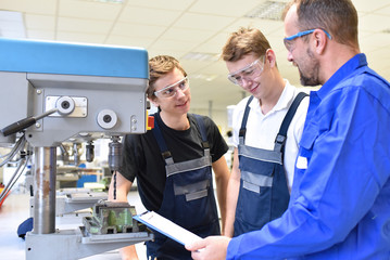 Apprentissage ou professionnalisation : les contrats en Alternance Apprentissage ou professionnalisation : les contrats en Alternance