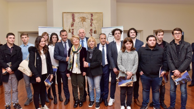 Ceremonia di premiazione “Premiu Andria Fazi” ghjovi, u 24 di novembre di u 2016 à 11 ore é mezu à a Cullettività territuriale di Corsica Ceremonia di premiazione “Premiu Andria Fazi” ghjovi, u 24 di novembre di u 2016 à 11 ore é mezu à a Cullettività territuriale di Corsica