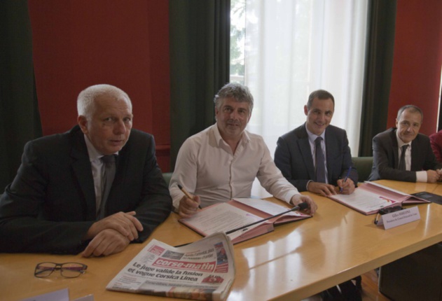 Signatura di a cartula di a lingua corsa da Corse Matin