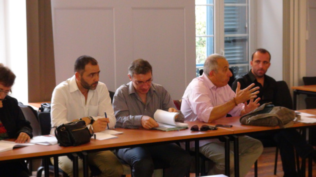 Petru Ghionga Cunsiglieru esecutivu in cariga di a lingua corsa Petru Ghionga Cunsiglieru esecutivu in cariga di a lingua corsa