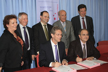 Signature de la Charte de la langue corse par le Président du Conseil exécutif de Corse et le Président du CNFPT