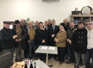 Signature d'une convention de portage entre l'OFC et la commune de Ciamannace Signature d'une convention de portage entre l'OFC et la commune de Ciamannace