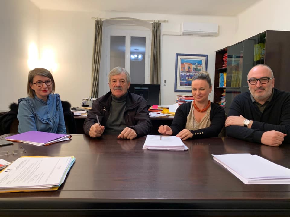 L'Office Foncier de la Corse accompagne la commune de Rusiu dans son projet d'acquisition L'Office Foncier de la Corse accompagne la commune de Rusiu dans son projet d'acquisition
