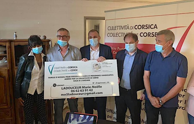Article sur le journal en ligne Corse Net Infos : L'office foncier de la Corse acquiert des parcelles bâties à Carbuccia