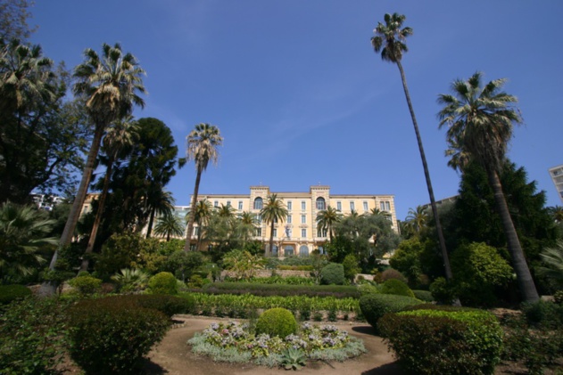 Vue d’ensemble des jardins et des façades de l’Hotel de la Collectivité Territoriale de Corse ©F. Garnier
