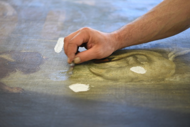 Restauration des tableaux du Château de la Punta