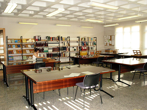 ARCHIVES 2B - Salle de Lecture - Cullettività di Corsica ARCHIVES 2B - Salle de Lecture - Cullettività di Corsica