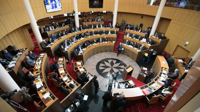 La session de l'Assemblée de Corse est REPORTÉE