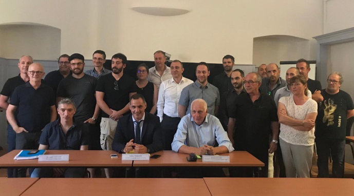 Signature des conventions « e Case di a Lingua » Signature des conventions « e Case di a Lingua »