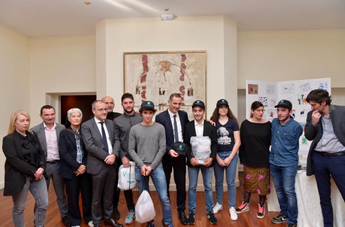 Présentation des « Imbasciatrice è imbasciatori spurtivi di Corsica »