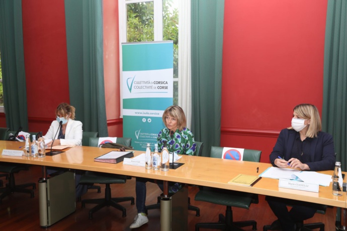 Sustegnu à prò di l’aiuti famigliari nantu à u territoriu di Corsica 