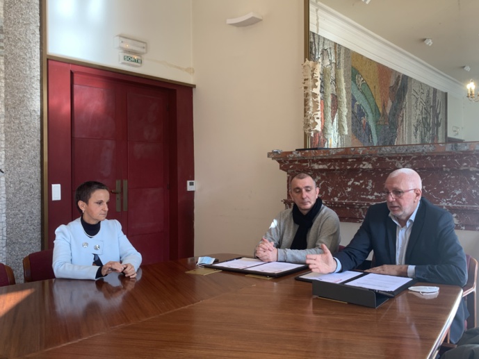 Rinovu di a Cartula di a lingua corsa trà a Cullittività di Corsica è a cumuna di Portivechju