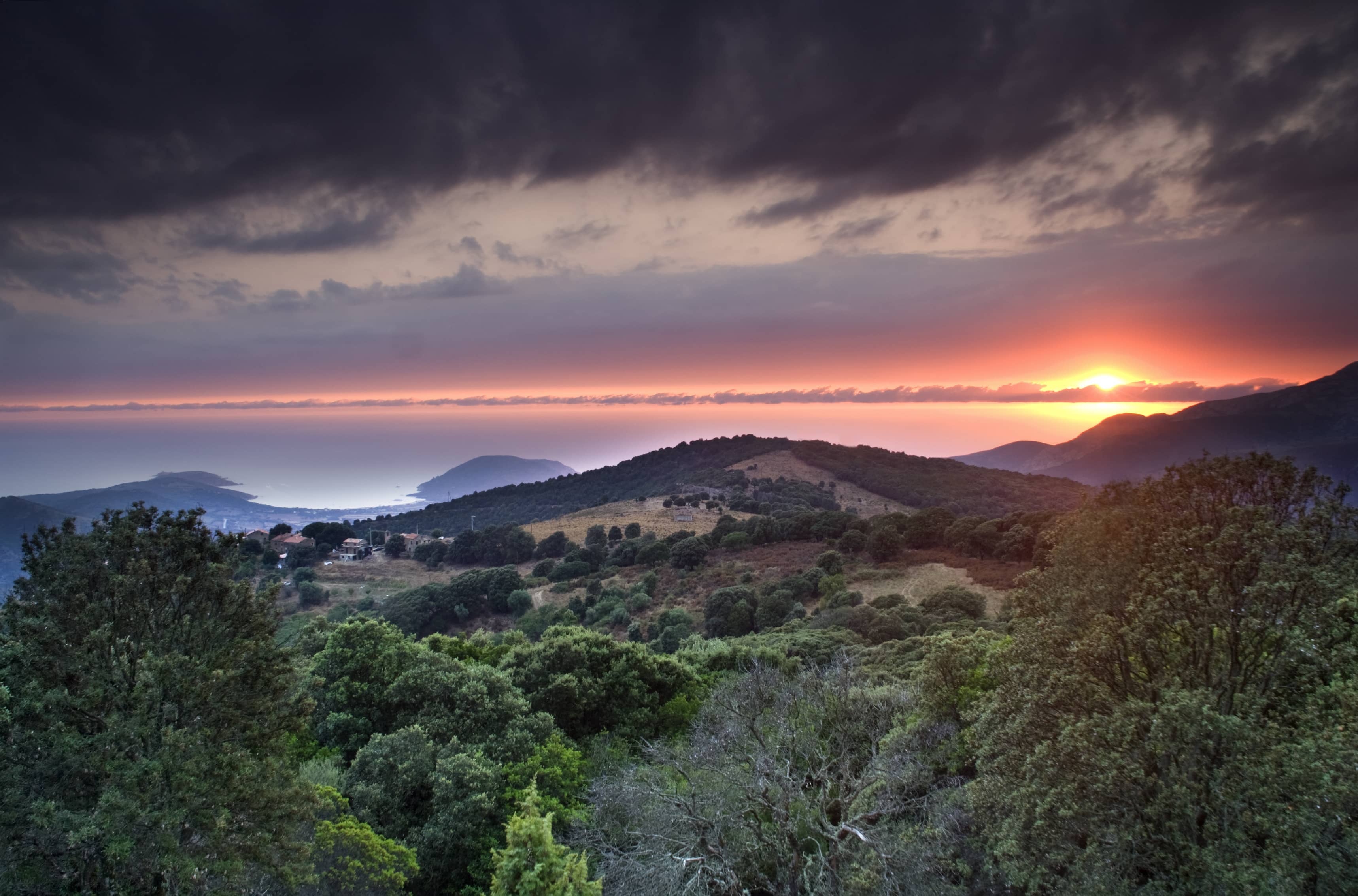 Aiuti par l’assestu è u sviluppu di i tarritorii Aiuti par l’assestu è u sviluppu di i tarritorii